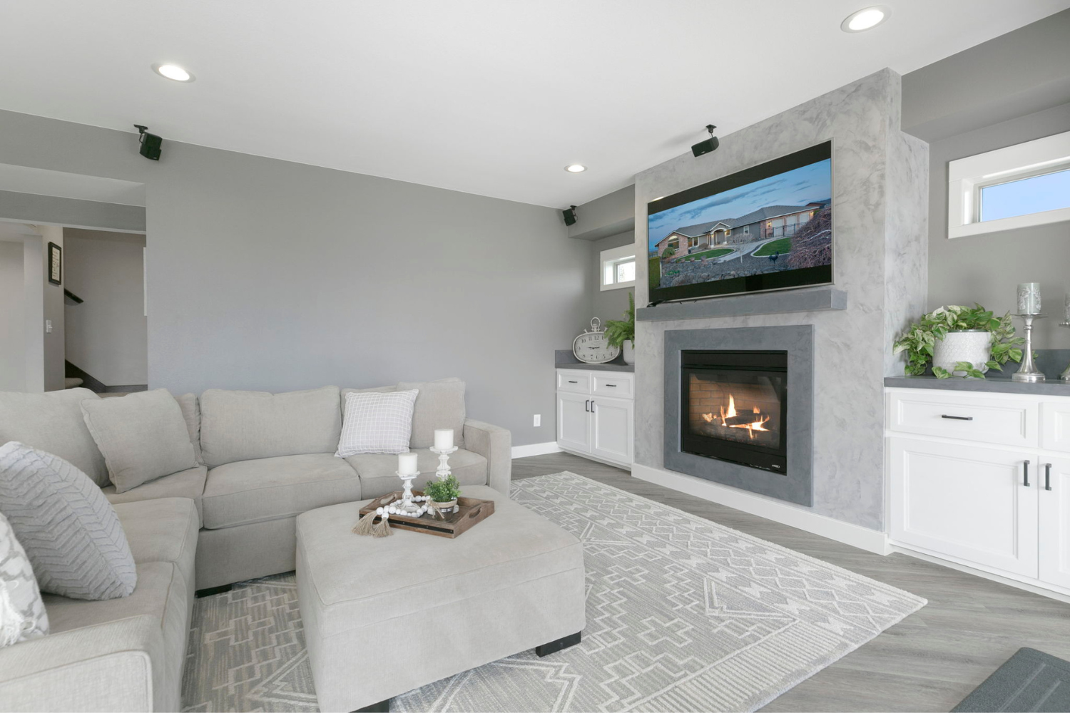 mal-and-joel-real-estate-yakima-wa-renovating-before-listing-family-room-with-grey-walls