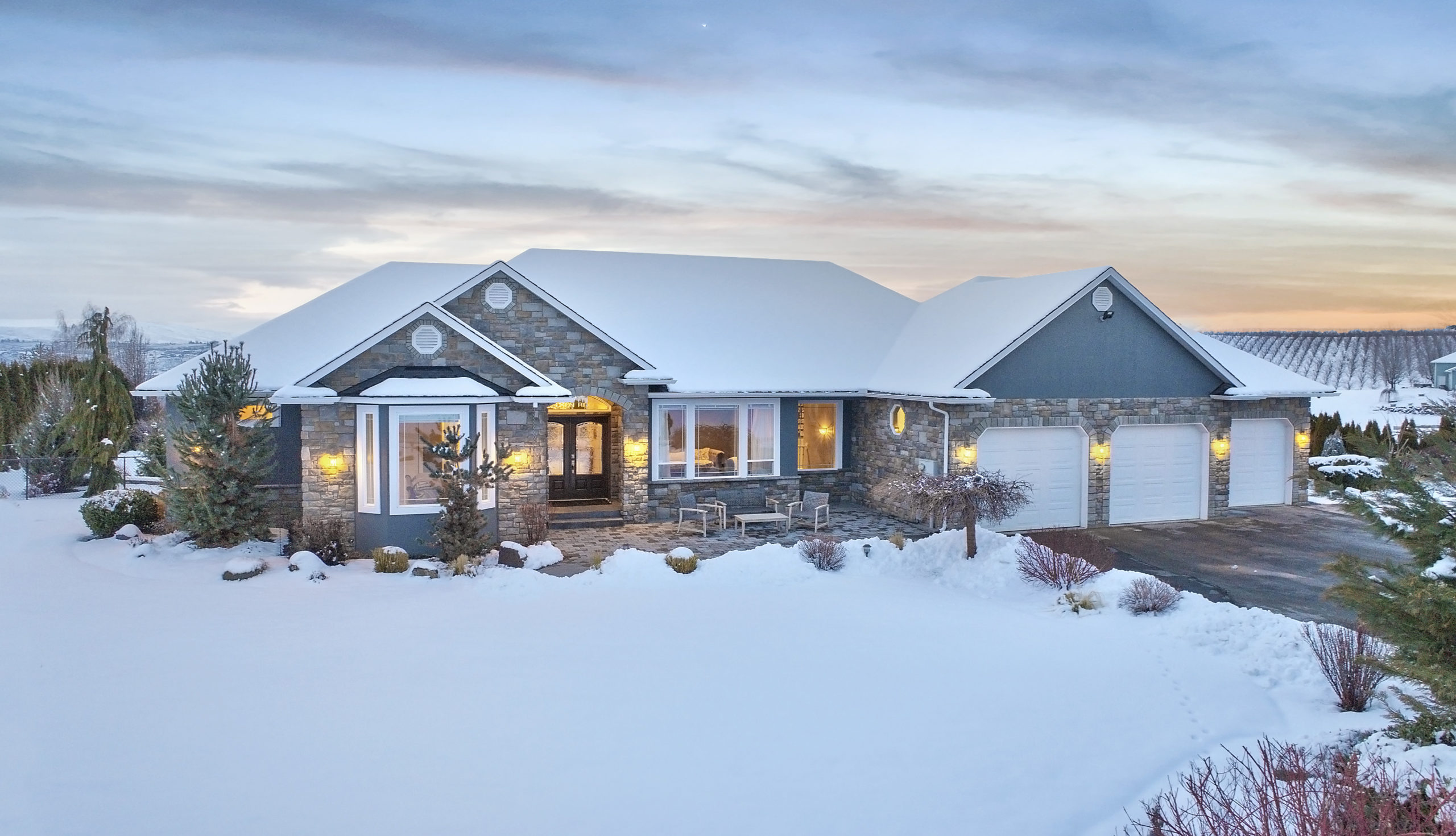 mal-and-joel-real-estate-yakima-wa-selling-your-home-in-the-winter-exterior