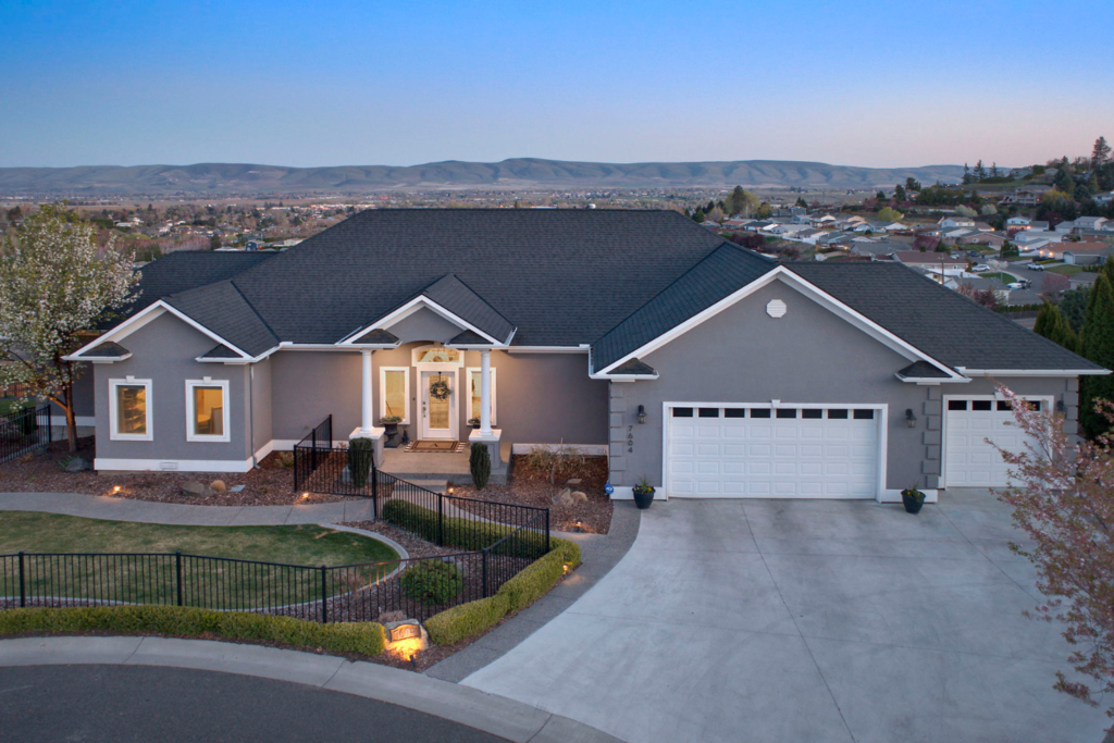 mal-and-joel-real-estate-yakima-wa-first-time-home-buyer-luxury-listing-with-beautiful-sunset